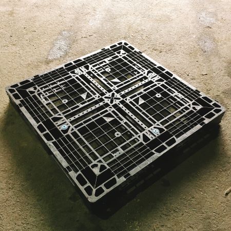110×110×12cm 田字塑膠棧板